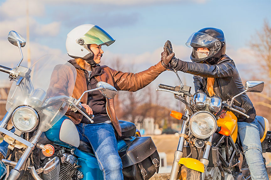 solidariteitscamping voor motorrijders in de Drôme