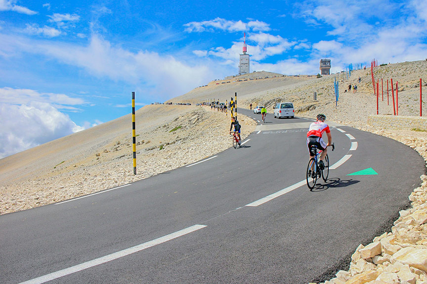 mit dem Fahrrad den Mont Ventoux erklimmen